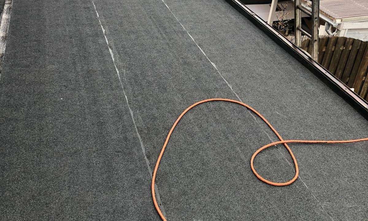 Renovatie van bitumen dak in 038